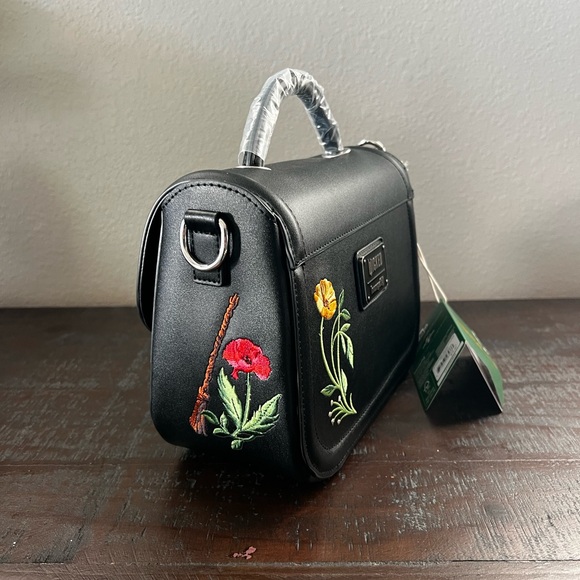 WICKED - I Feel Wicked Loungefly Embroidered Black Handbag - Picture 5 of 8